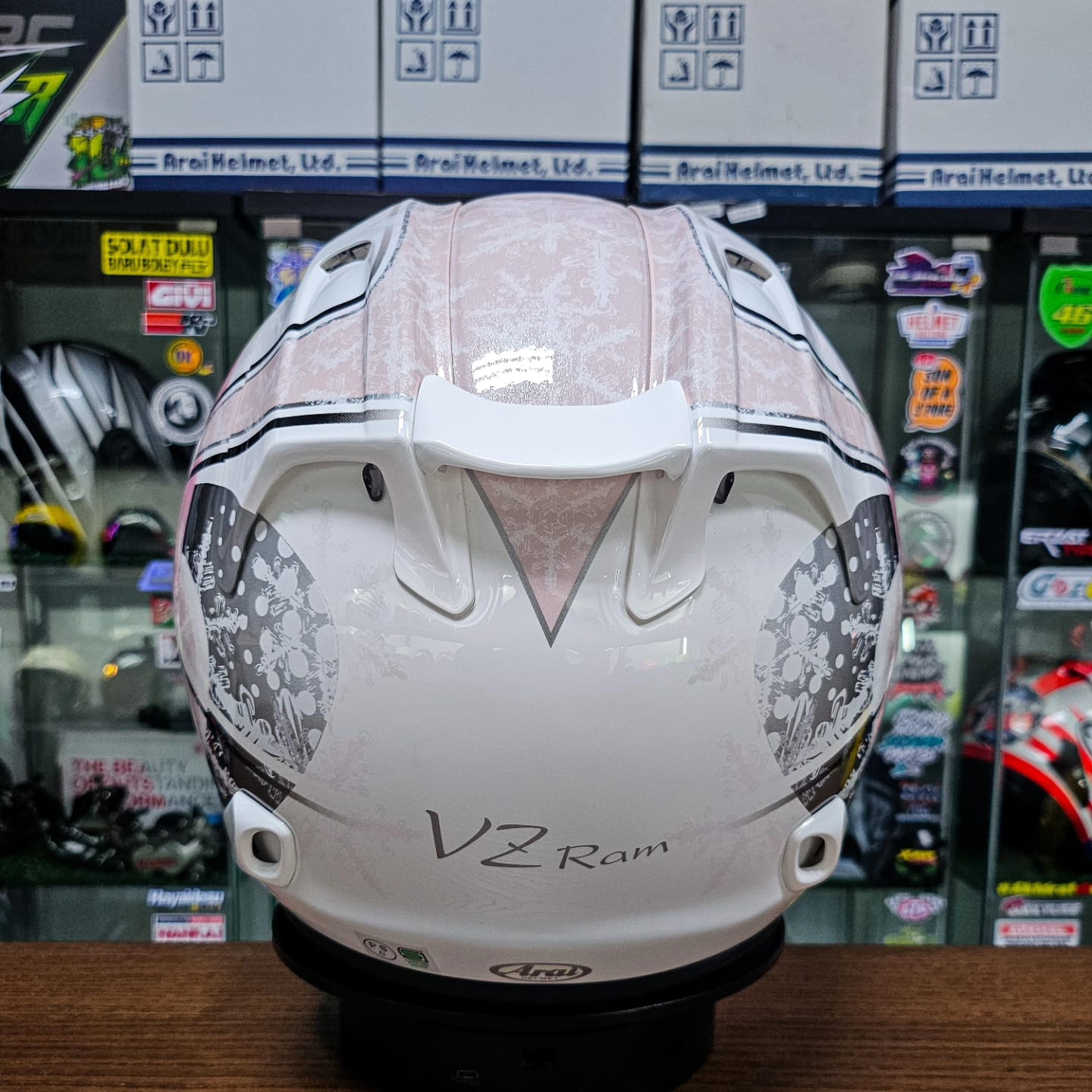 ARAI Vz Ram Snow Dome